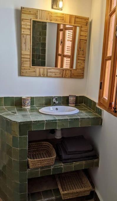 Dar Weldi, Maison Au Coeur De La Kasbah Tanger Exterior foto